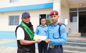 निर्वाचनमा उत्कृष्ट सेवा गर्ने चालकहरू तेह्रथुममा सम्मानित।